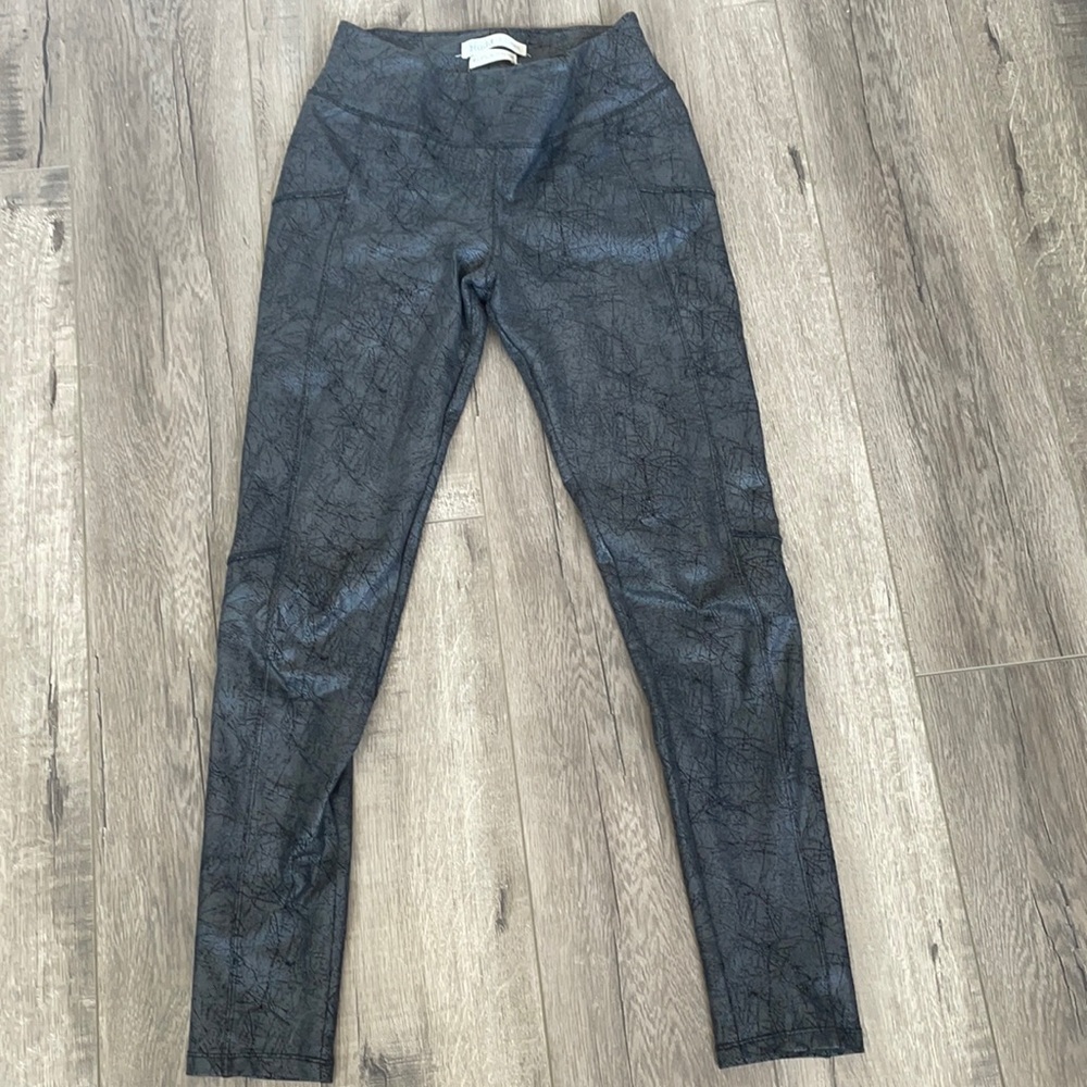 Stretchy pants. S. Brand Mudd. Black